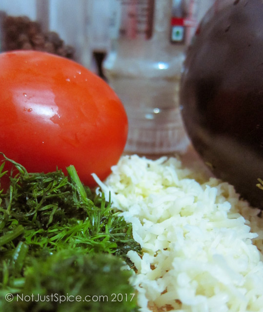 BAKED AUBERGINE SLICES OR BRINJAL MELTS (7 INGREDIENTS + GLUTEN FREE) on notjustspice.com