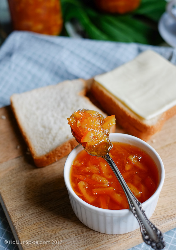 Homemade Orange Marmalade Recipe on notjustspice.com