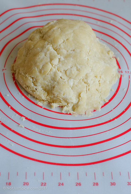 How to Make the Perfect Classic Pastry Crust on notjustspice.com