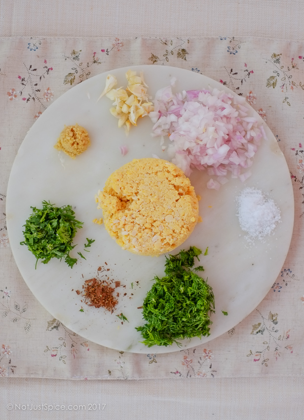 Split Chickpea Fritters | Masala Vada | Paruppu Vadai on notjustspice.com