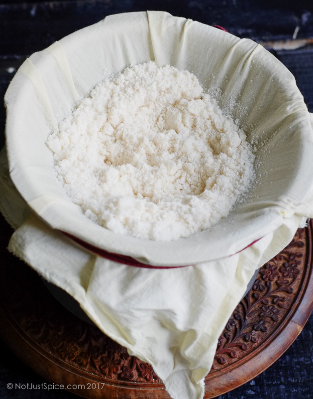 Puttu | Puttu Recipe without Puttu Maker | Arisi Maavu Puttu on notjustspice.com