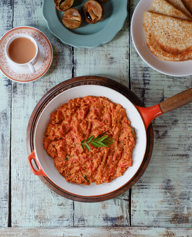 Scrambled Eggs in Spicy Tomato Sauce | Scrambled Eggs in Tomato Chutney on notjustspice.com